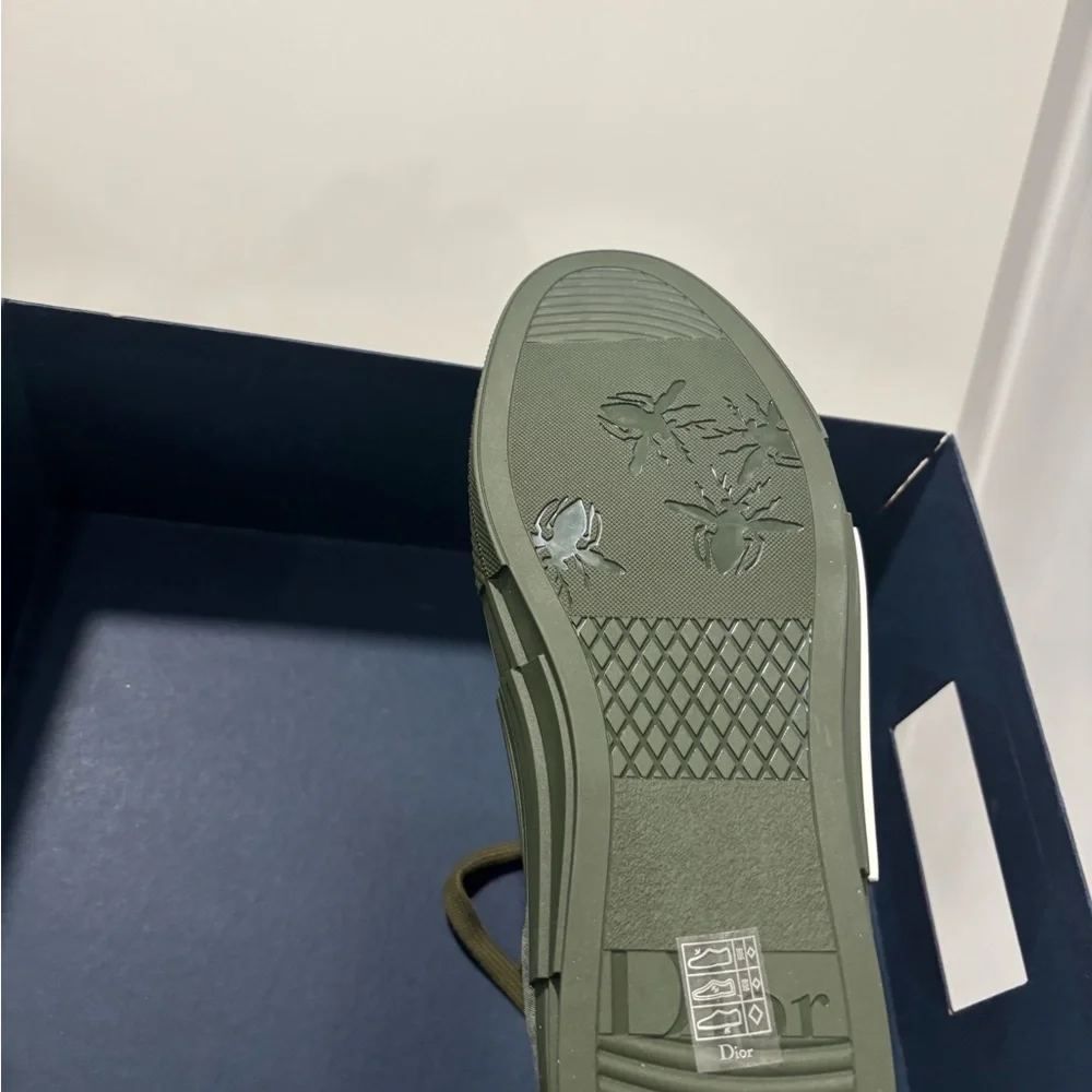 Dior Men's Sneakers in Olive and Cream - Picture 5 of 6